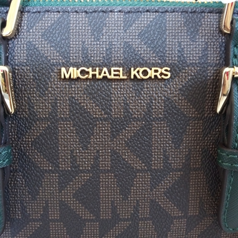 NWT MICHAEL KORS CIARA MEDIUM MESSENGER TOP ZIP SA - Picture 2 of 6